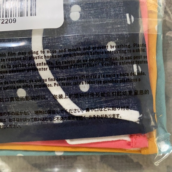 4 pack Old navy kid face mask polka dot 20 masks - Picture 6 of 8